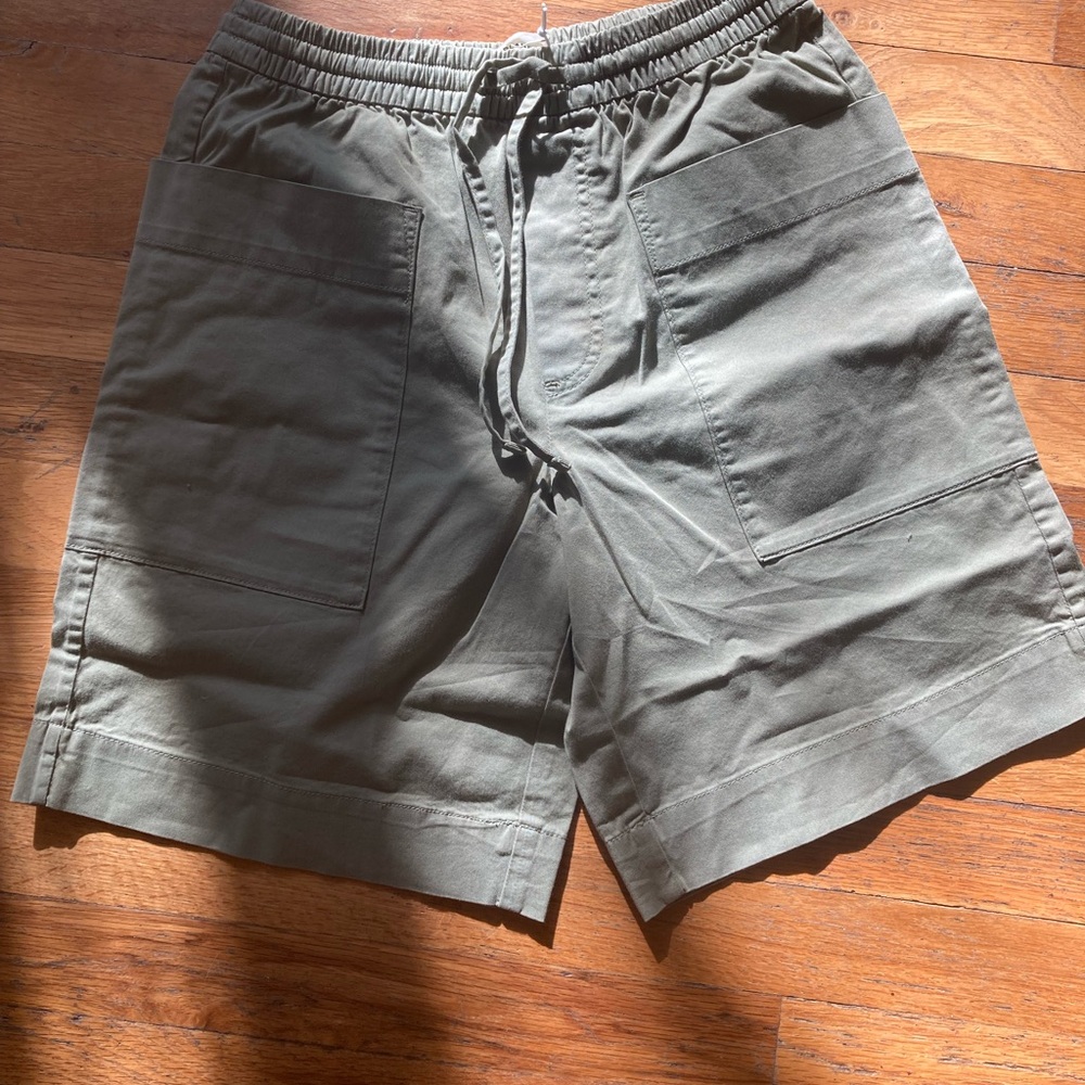 NWT Everlane easy cargo short Sage Xxs - Picture 4 of 4